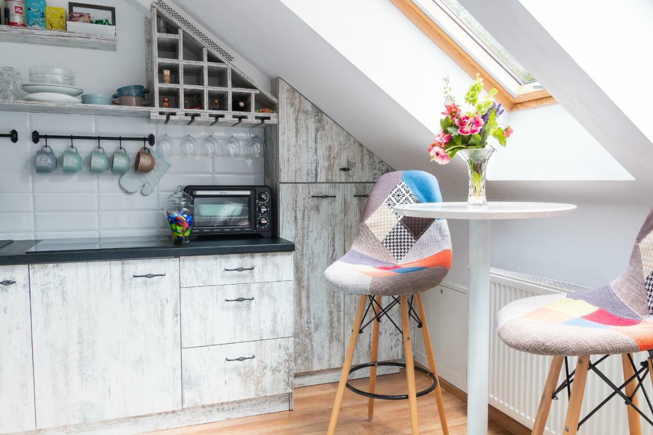 Cozy Flat In The Heart Of The City Орадеа Екстериор снимка
